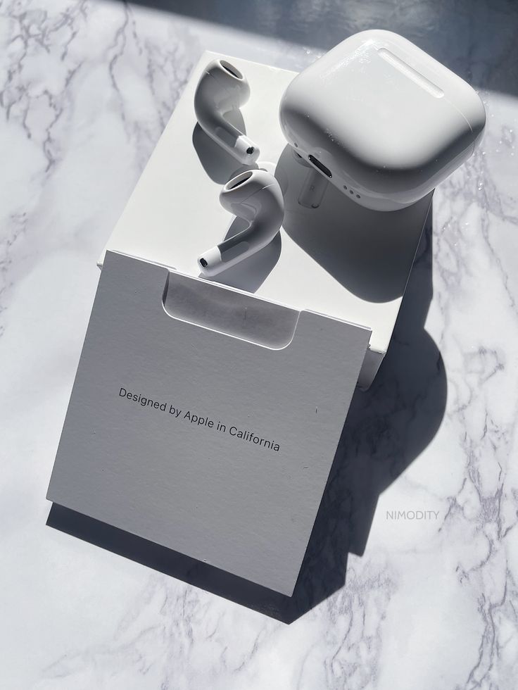 AirPods 4 Titanium (Active Noise Cancellation)