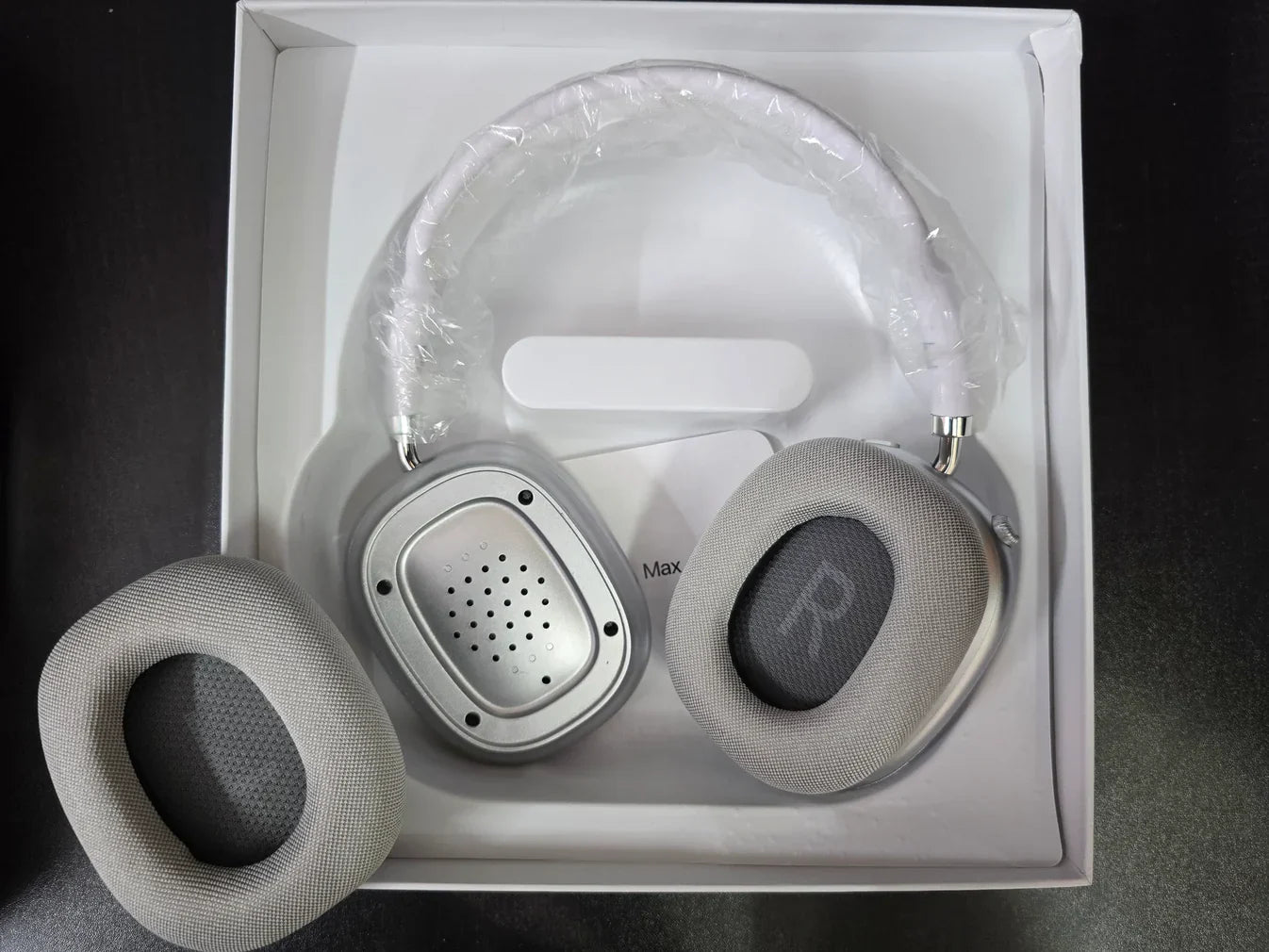 Apple Airpods Max  Generation 2 | Magnetic Cushions| With Logo, Pop Up & Free Leather Case